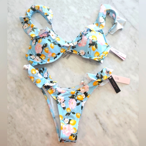 Victoria Secret Ruffle Swim - Picture 2 of 4